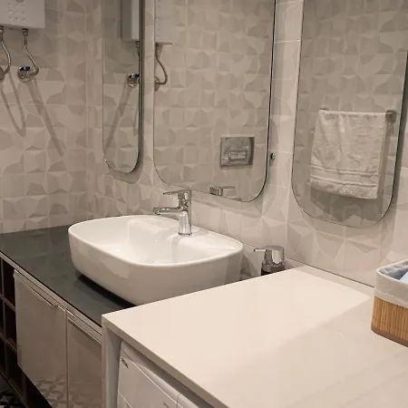 Luxury At Cordon Rezidance 46 Apartment